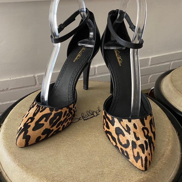 NEW BROOKS BROTHERS LEOP BLACK LEATHER PUMPS HEELS - Picture 1 of 9